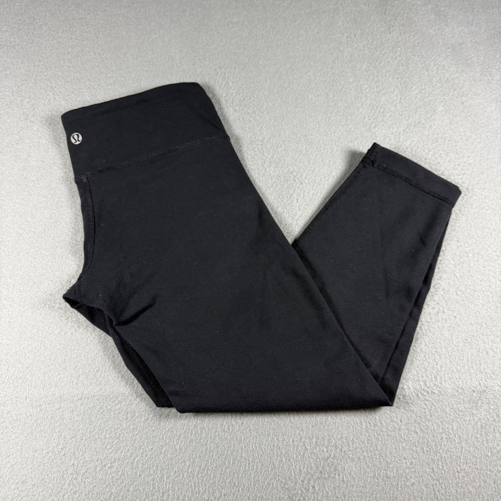 Lululemon Black Cropped Leggings Yoga Pants Womens Size 6 21 Inseam